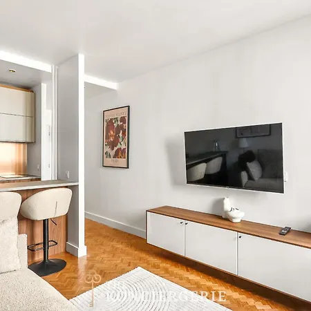 Ecrin Contemporain Lumineux - 15 Paris